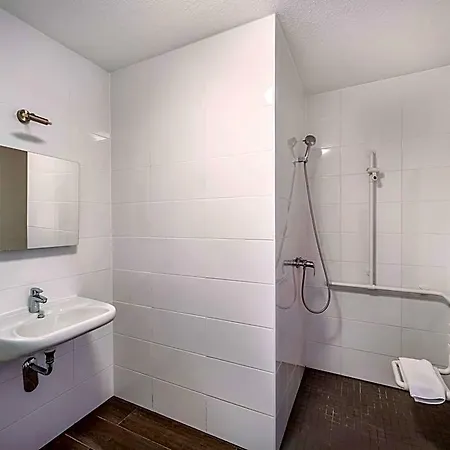 Freiburg-nord Hotel 3*